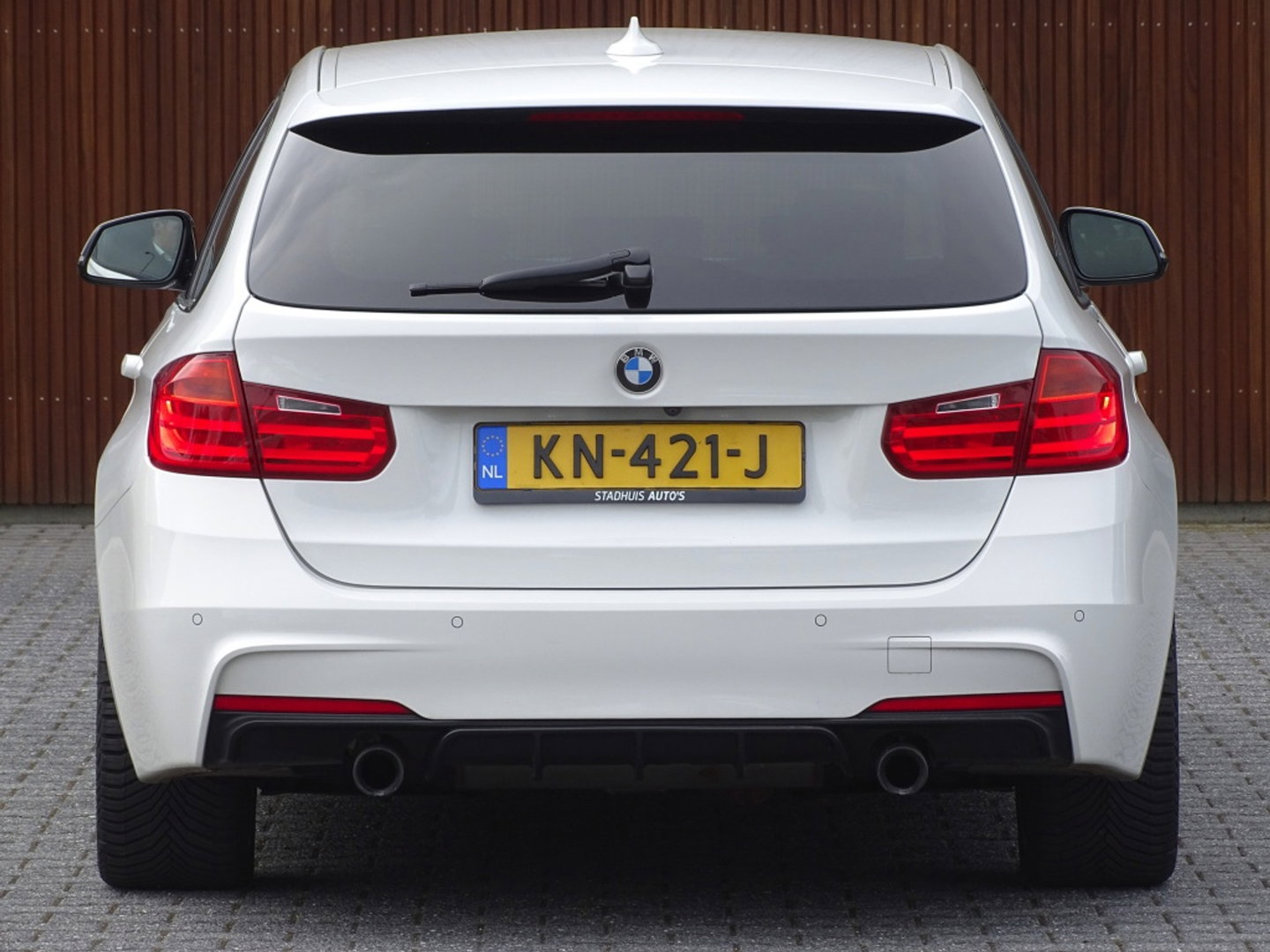 BMW 3 Serie Touring 335i xDr. TwinTurbo 306PK / High Exec / M-Sport / LED
