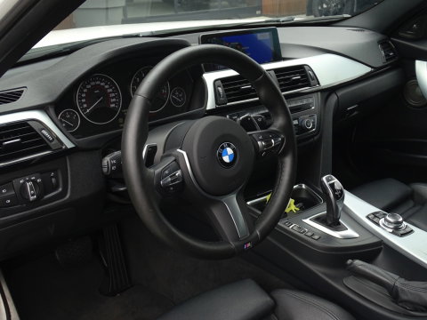 BMW 3 Serie Touring 335i xDr. TwinTurbo 306PK / High Exec / M-Sport / LED