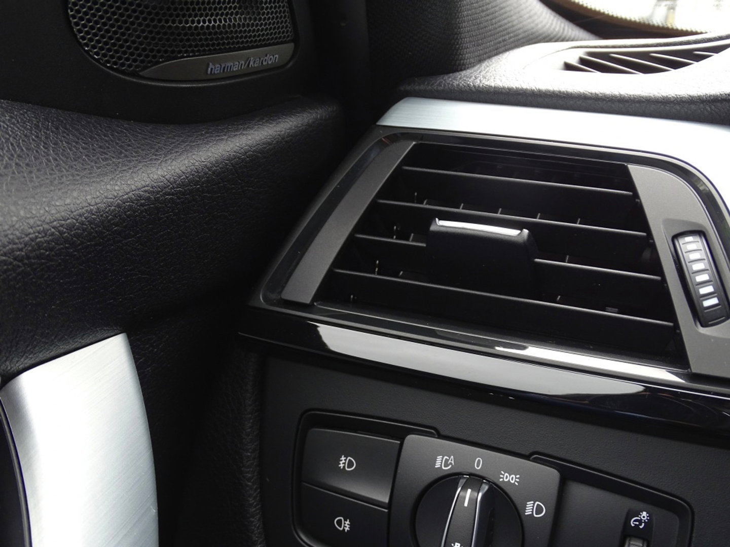 BMW 3 Serie Touring 335i xDr. TwinTurbo 306PK / High Exec / M-Sport / LED