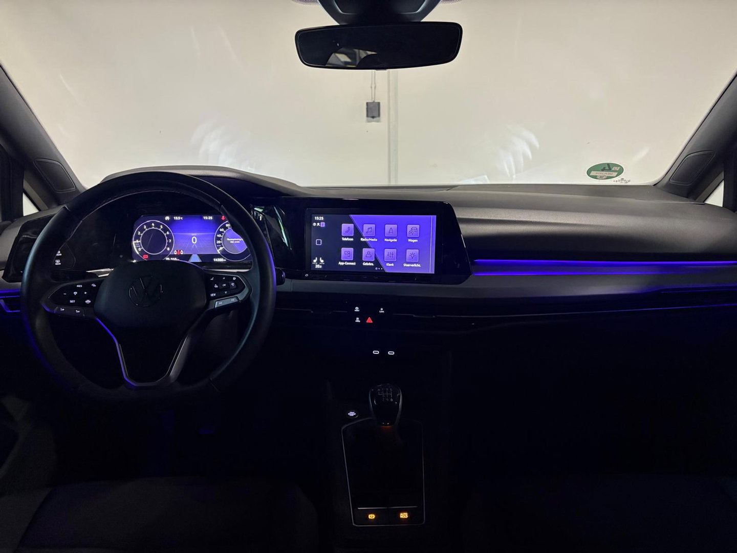 Volkswagen Golf 1.0 TSI R-Line CAM CARPLAY SFEER