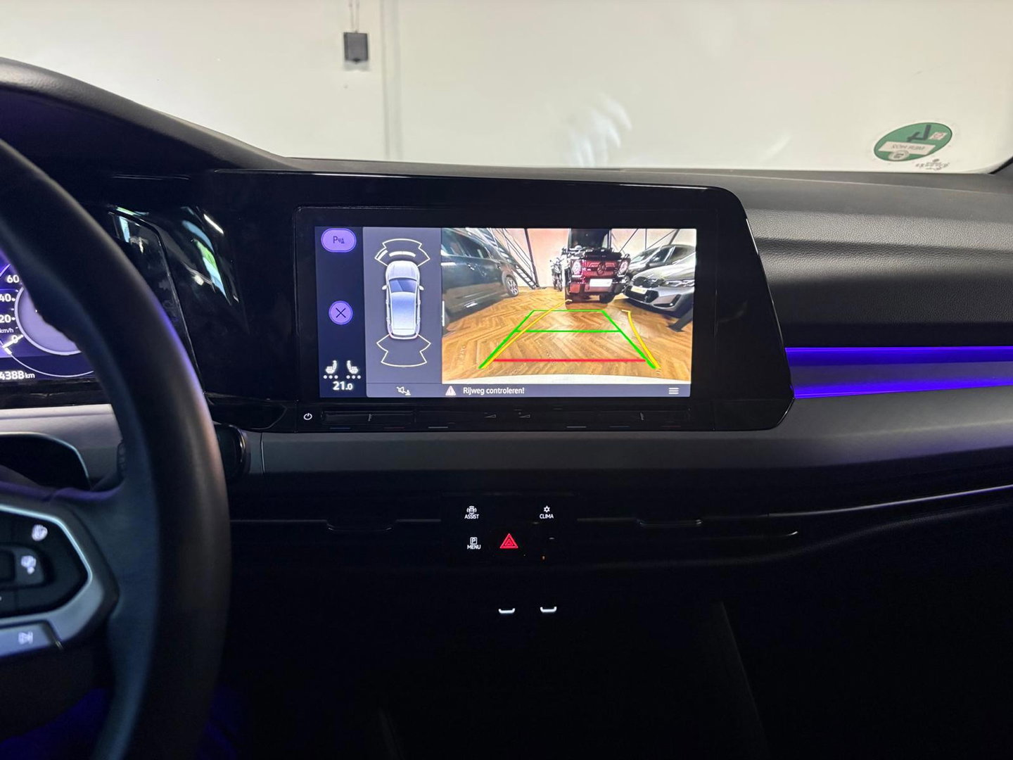 Volkswagen Golf 1.0 TSI R-Line CAM CARPLAY SFEER