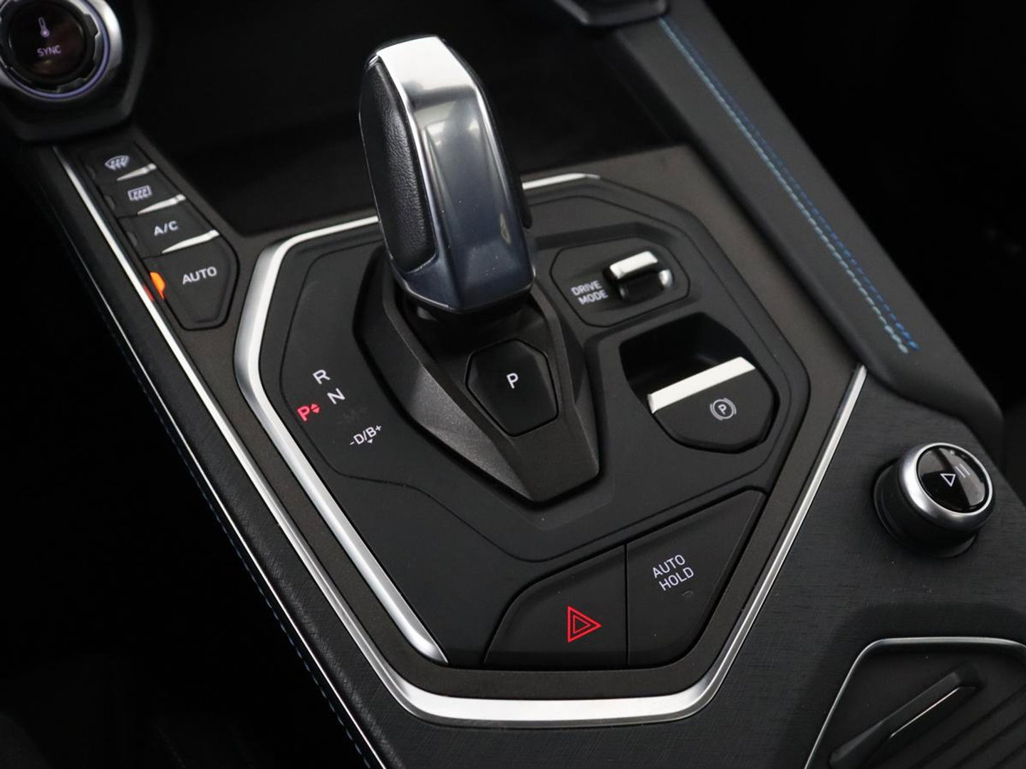 Lynk & Co 01 1.5 Plug In | SOH 92% | Panoramadak | Infinity by Harman | 360 Camera | Adaptive cruise | Stoelverwarming | Carplay | Memory | Full LED | PHEV