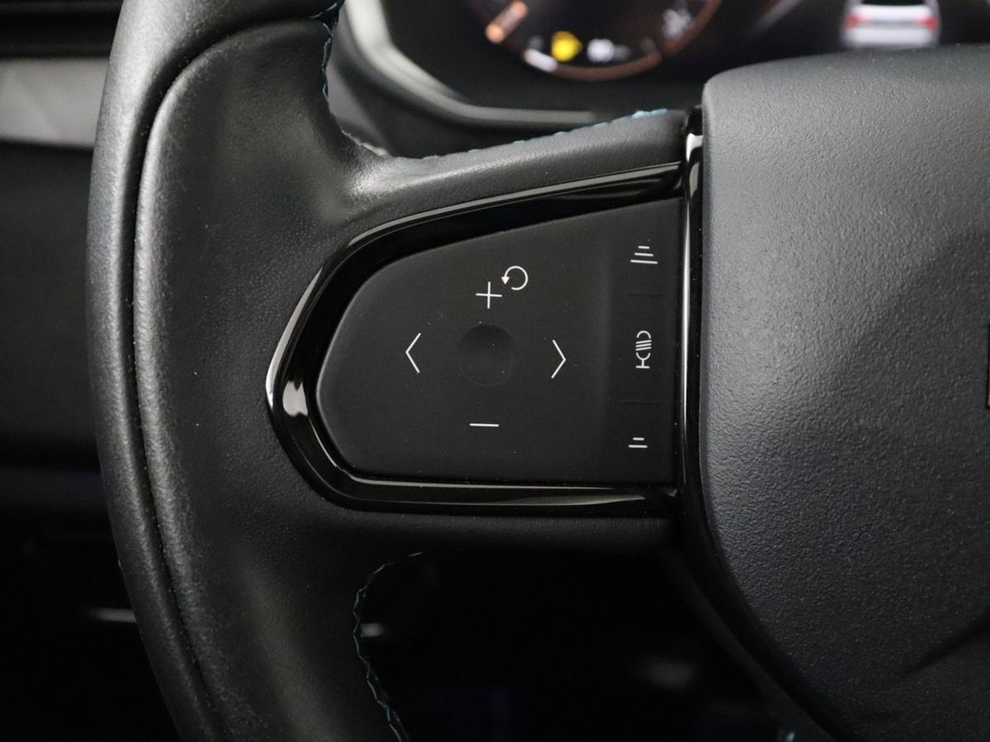 Lynk & Co 01 1.5 Plug In | SOH 92% | Panoramadak | Infinity by Harman | 360 Camera | Adaptive cruise | Stoelverwarming | Carplay | Memory | Full LED | PHEV