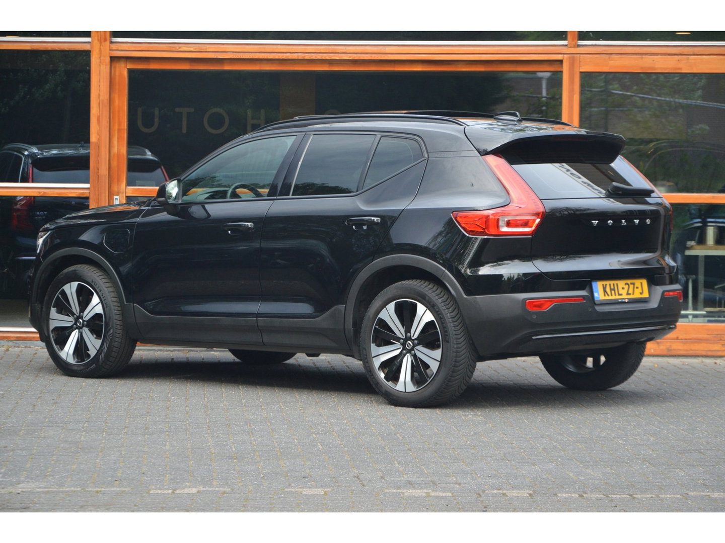 Volvo XC40 T4 Hybride Ultimate Bright | Panoramadak | Harman/Kardon | Apple CarPlay | Stoel + Stuur Verwarmd |