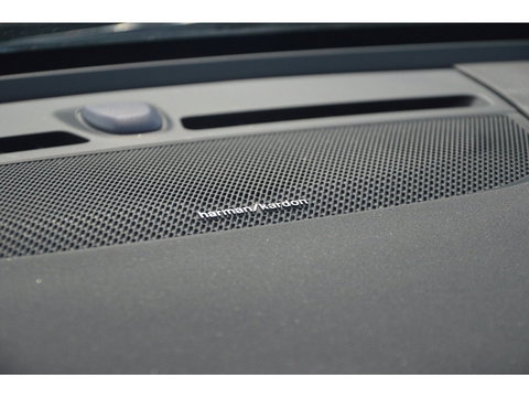 Volvo XC40 T4 Hybride Ultimate Bright | Panoramadak | Harman/Kardon | Apple CarPlay | Stoel + Stuur Verwarmd |
