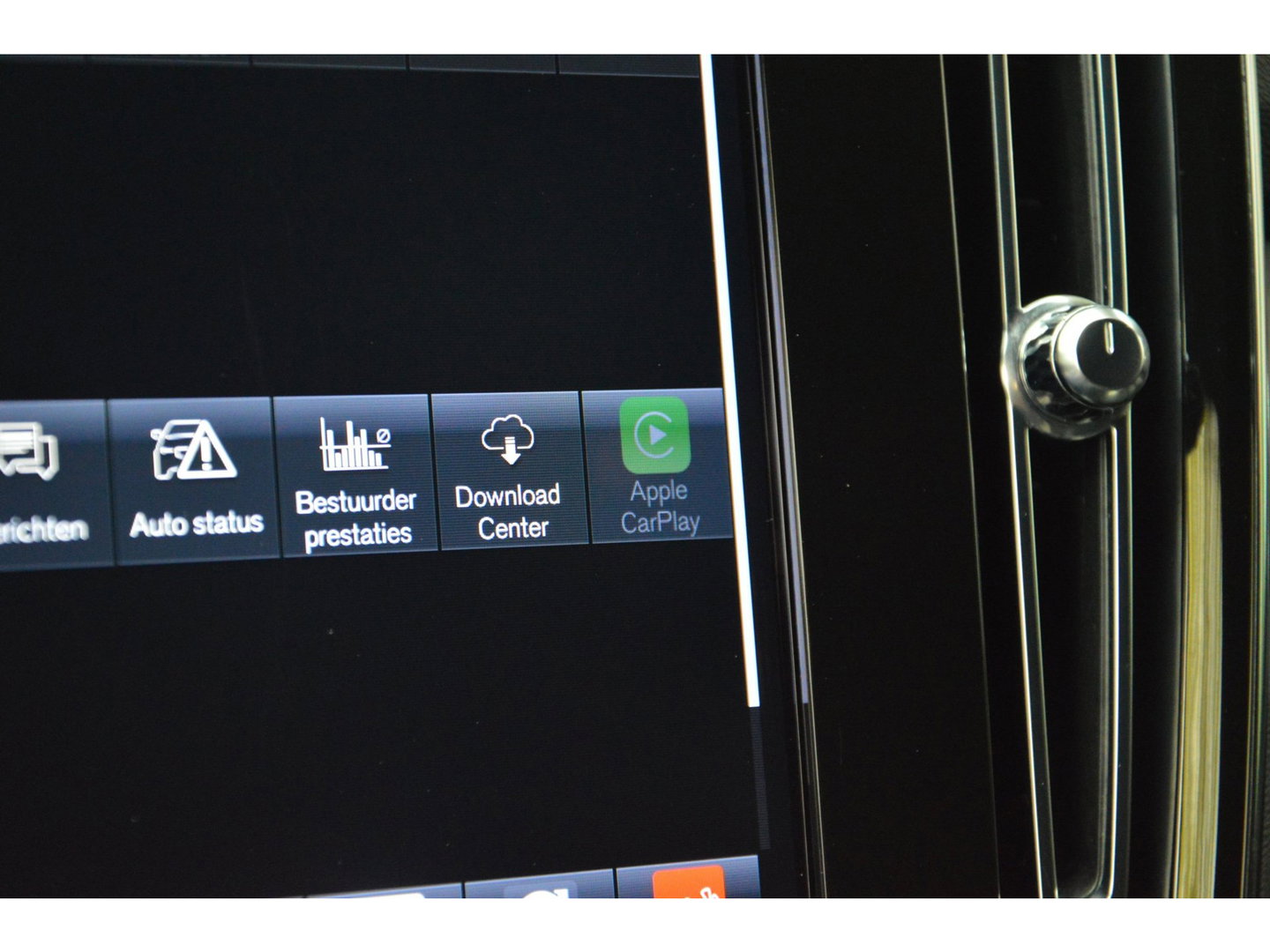 Volvo XC40 T4 Hybride Ultimate Bright | Panoramadak | Harman/Kardon | Apple CarPlay | Stoel + Stuur Verwarmd |