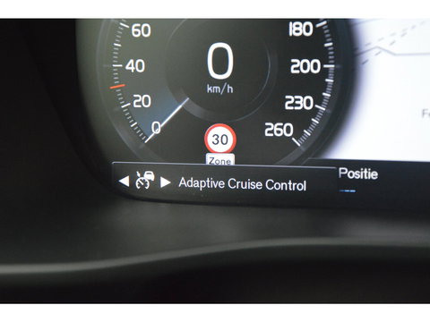 Volvo XC40 T4 Hybride Ultimate Bright | Panoramadak | Harman/Kardon | Apple CarPlay | Stoel + Stuur Verwarmd |