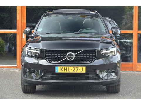 Volvo XC40 T4 Hybride Ultimate Bright | Panoramadak | Harman/Kardon | Apple CarPlay | Stoel + Stuur Verwarmd |