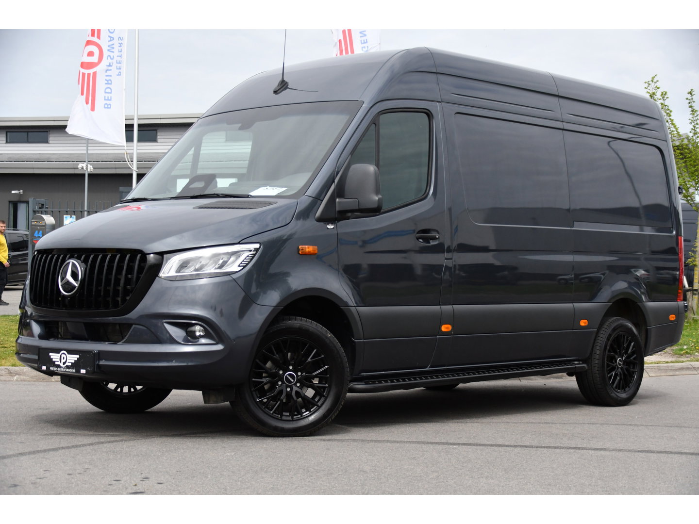 Mercedes-Benz Sprinter 317 1.9 CDI L2H2 Pro AMG Edition Facelift, Camera, Cruise, Carplay, Stoelverwarming, LED, 170pk, Geveerde stoel, Mbux, Automaat,