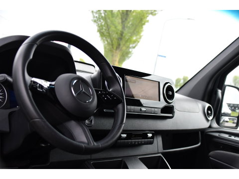 Mercedes-Benz Sprinter 317 1.9 CDI L2H2 Pro AMG Edition Facelift, Camera, Cruise, Carplay, Stoelverwarming, LED, 170pk, Geveerde stoel, Mbux, Automaat,