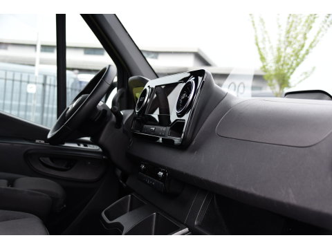 Mercedes-Benz Sprinter 317 1.9 CDI L2H2 Pro AMG Edition Facelift, Camera, Cruise, Carplay, Stoelverwarming, LED, 170pk, Geveerde stoel, Mbux, Automaat,