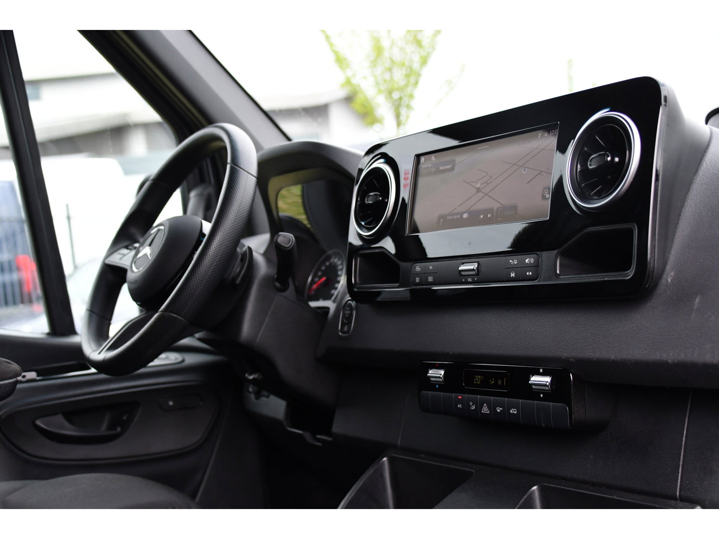 Mercedes-Benz Sprinter 317 1.9 CDI L2H2 Pro AMG Edition Facelift, Camera, Cruise, Carplay, Stoelverwarming, LED, 170pk, Geveerde stoel, Mbux, Automaat,