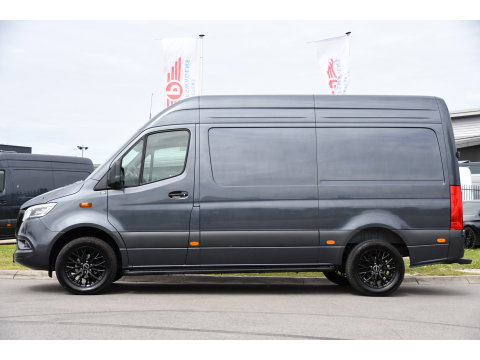 Mercedes-Benz Sprinter 317 1.9 CDI L2H2 Pro AMG Edition Facelift, Camera, Cruise, Carplay, Stoelverwarming, LED, 170pk, Geveerde stoel, Mbux, Automaat,