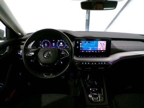 Škoda Octavia Combi 1.0 e-TSI Business Edition Plus "Origineel NL!" Automaat Full-LED Apple-carplay Stoelverwarming Virtual Keyles