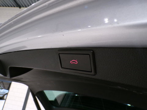Škoda Octavia Combi 1.0 e-TSI Business Edition Plus "Origineel NL!" Automaat Full-LED Apple-carplay Stoelverwarming Virtual Keyles