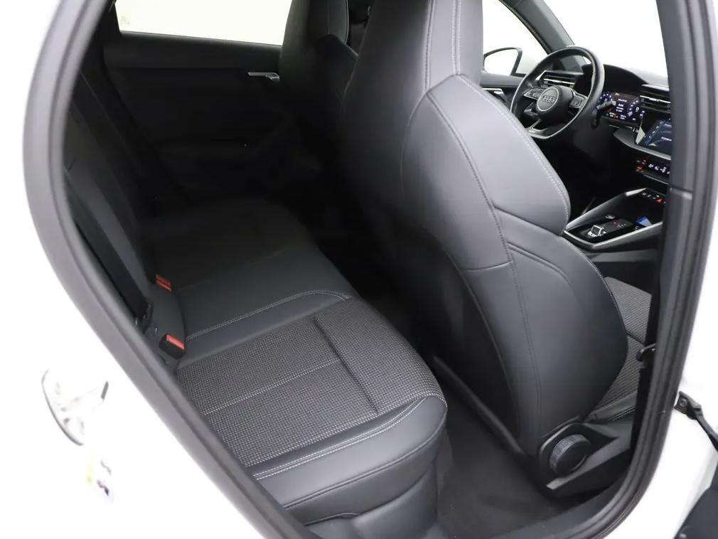 Audi A3 Sportback 40 TFSIe S-Line Pano CarPlay Cruise Navi