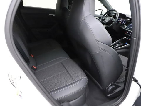 Audi A3 Sportback 40 TFSIe S-Line Pano CarPlay Cruise Navi