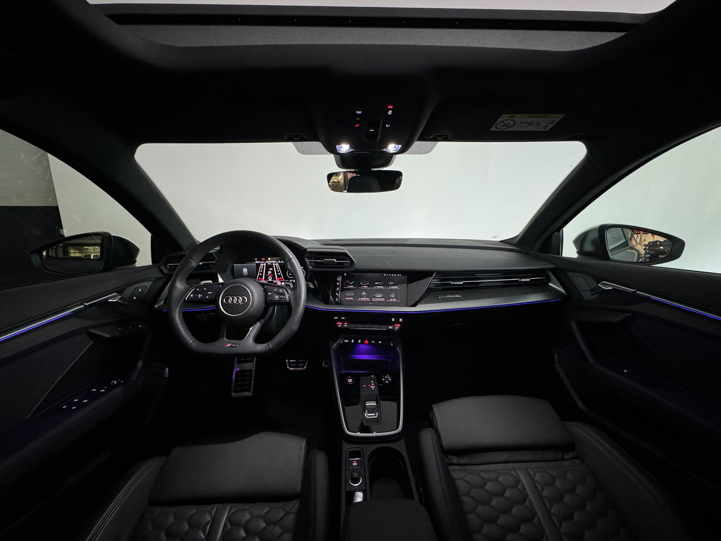 Audi RS3 Sportback 2.5 TFSI quattro Pano|Ceramic|Memory|BTW