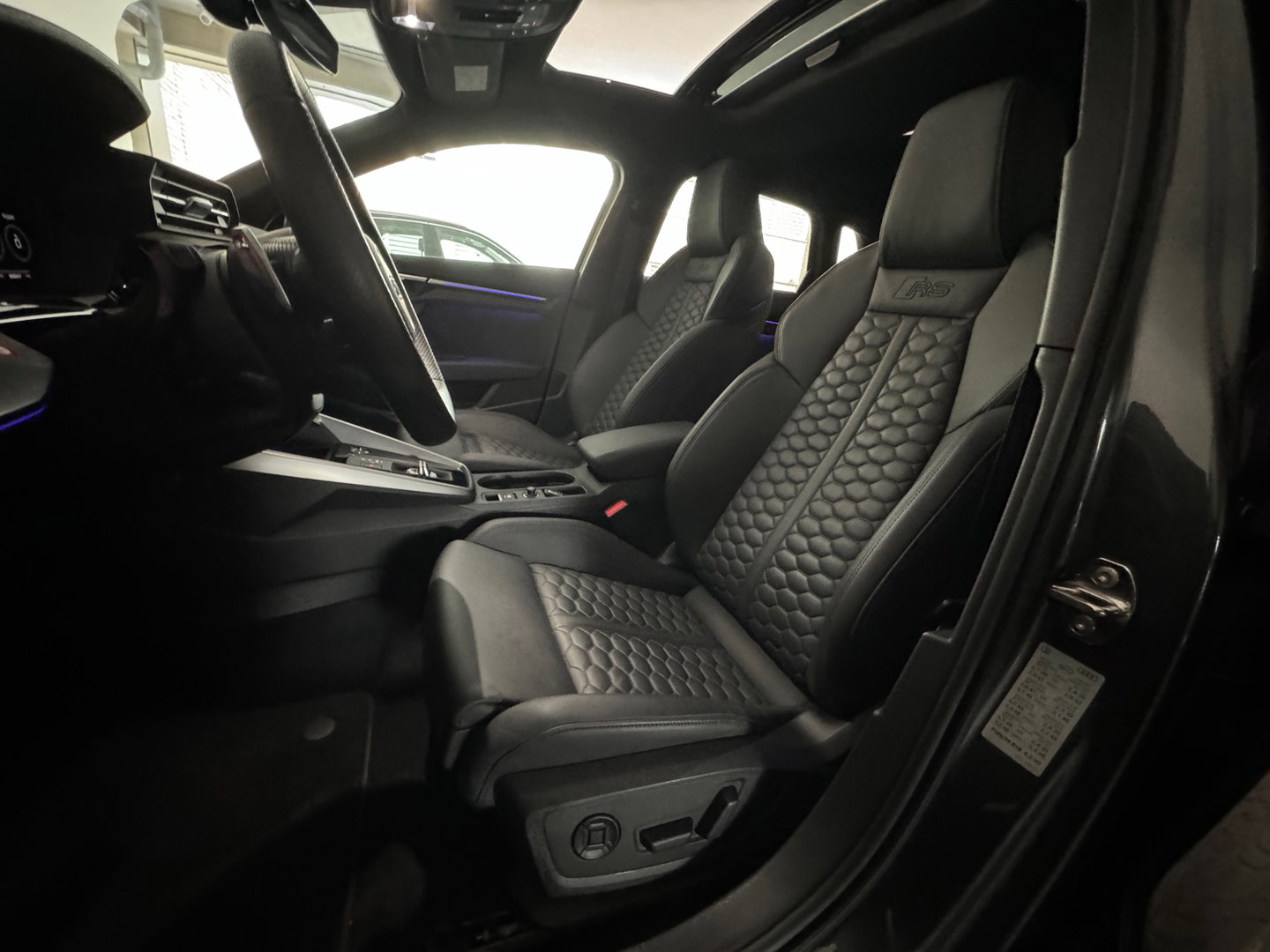 Audi RS3 Sportback 2.5 TFSI quattro Pano|Ceramic|Memory|BTW
