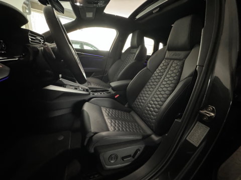 Audi RS3 Sportback 2.5 TFSI quattro Pano|Ceramic|Memory|BTW