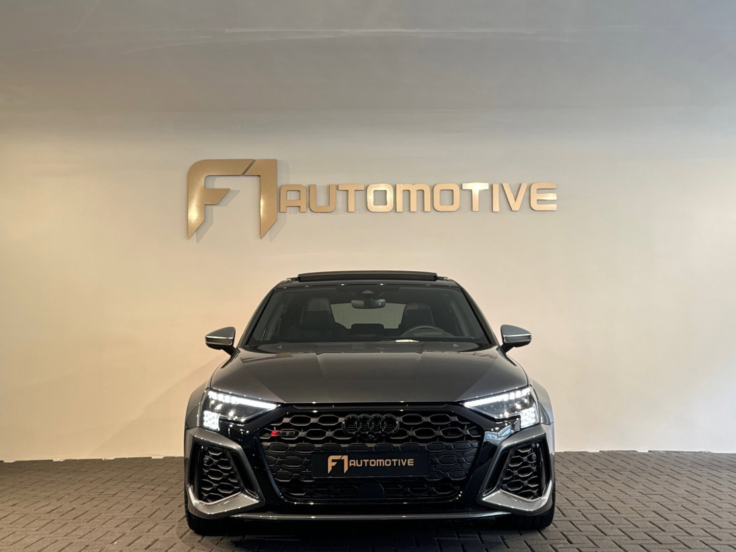 Audi RS3 Sportback 2.5 TFSI quattro Pano|Ceramic|Memory|BTW