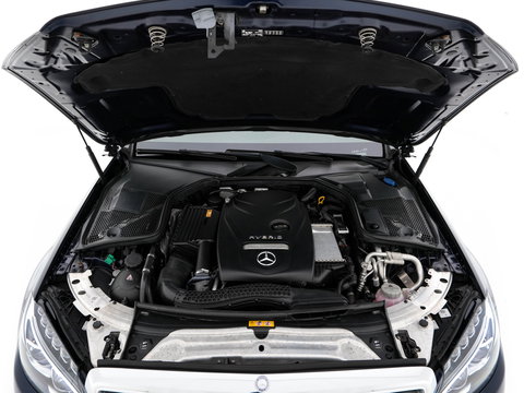 Mercedes-Benz C-Klasse 350 e Lease Edition Aut. *PANO | LUXURY-LEATHER | BURMESTER-AUDIO | FULL-LED | NAVI-FULLMAP | HEATED-SPORTSEATS | CAMERA | AIRMATIC | PRIVACY-GLASS | ECC | CRUISE | KEYLESS | 17''ALU*