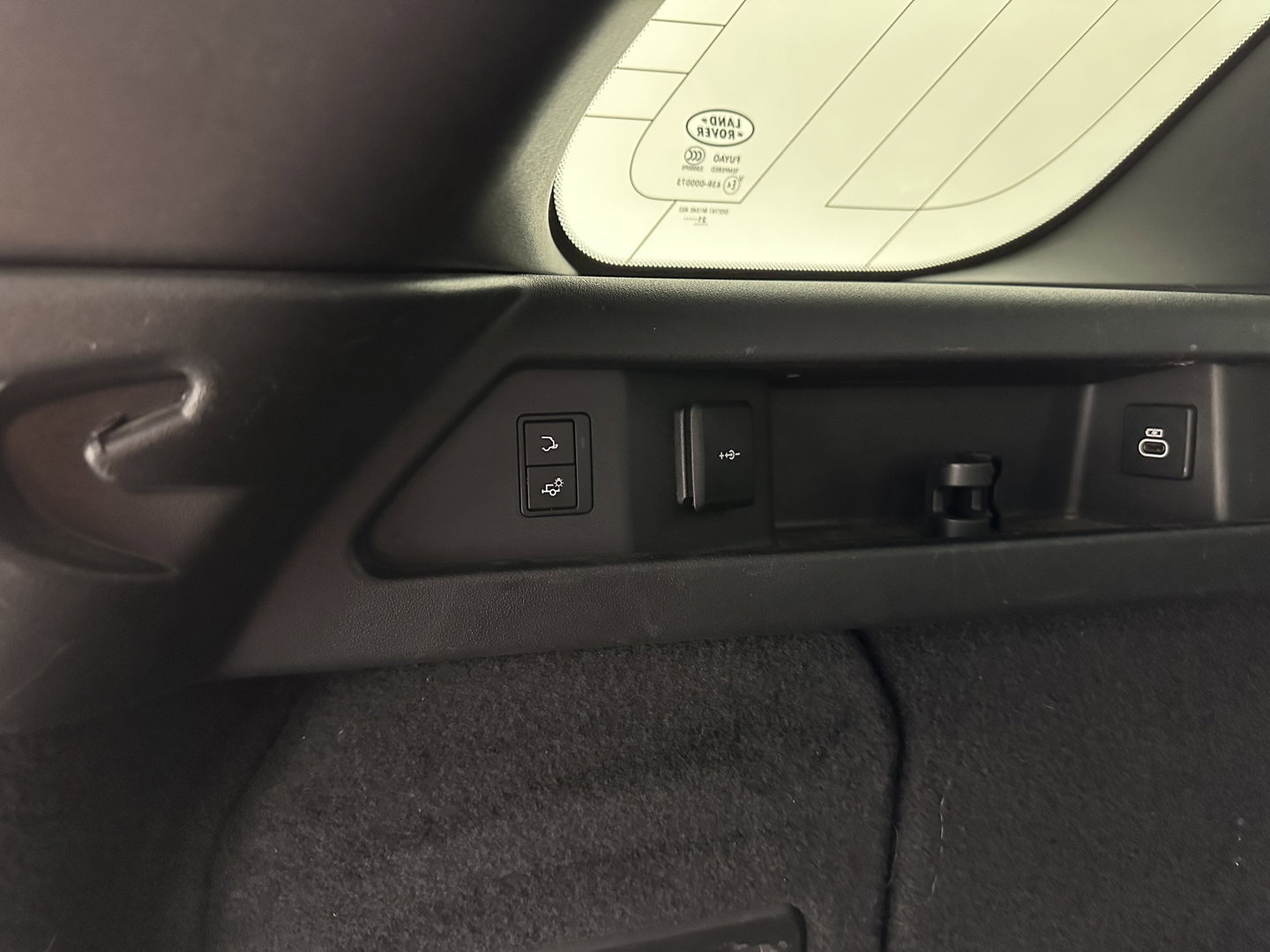 Land Rover Discovery Sport P300e 1.5 R-Dynamic HSE (Plug-in) (INCL-BTW) *PANO | ADAPTIVE-CRUISE | LEATHER | FULL-LED | BLINDSPOT | CAMERA | MERIDIAN-AUDIO | BLINDSPOT | KEYLESS | SHIFTPADDLES | PRIVACYGLASS | NAVI-FULLMAP | MEMORY-PACK | AMBIENT-LIGHT