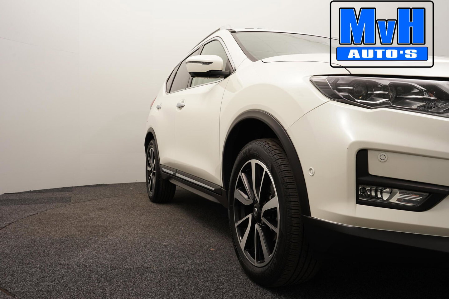 Nissan X-Trail 1.3 DIG-T Tekna|PARELMOER|PANO|LEER|TREKH|NAP