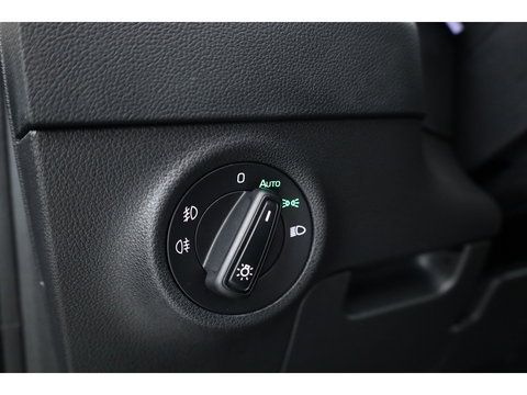 Škoda Karoq 1.5 TSI ACT Sportline Business | Dig. Cockpit | Pano | Elek. Trekhaak | Krell Audio | Adapt. Cruise | Keyless | Stoel-Stuurverw. |
