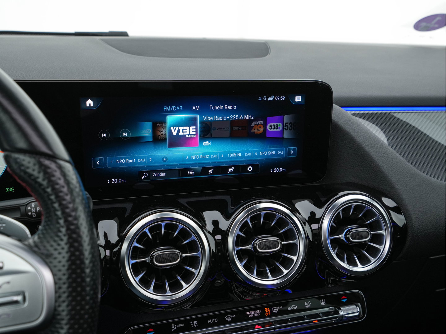 Mercedes-Benz GLA 250 e AMG Limited Business Solution (Plug-In) (INCL-BTW) Aut. *PANO | LEATHER-MICROFIBRE | MEMORY-PACK | WIDESCREEN-COCKPIT | MULTIBEAM-LED | AMBIENTLIGHT | KEYLESS | CAMERA | M-BUX-NAVI | ECC | SHIFTPADDLES | PDC | CRUISE | DAB | HEATED