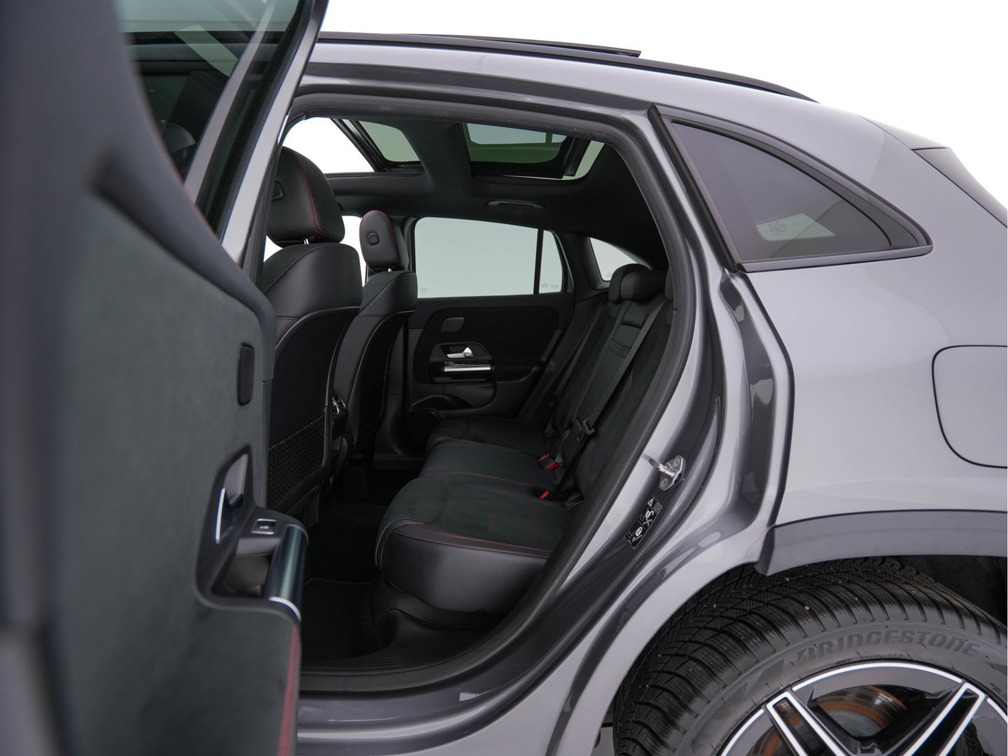 Mercedes-Benz GLA 250 e AMG Limited Business Solution (Plug-In) (INCL-BTW) Aut. *PANO | LEATHER-MICROFIBRE | MEMORY-PACK | WIDESCREEN-COCKPIT | MULTIBEAM-LED | AMBIENTLIGHT | KEYLESS | CAMERA | M-BUX-NAVI | ECC | SHIFTPADDLES | PDC | CRUISE | DAB | HEATED