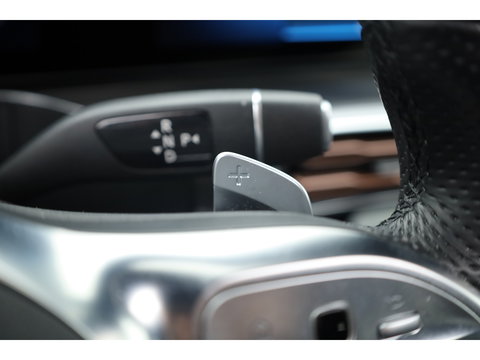 Mercedes-Benz EQC 400 4MATIC AMG Line Premium Plus 80 kWh | SOH 96% | S/K Dak (Pano ) | 360cam | Adapt. Cruise | Memory | Stoelverw. | Dodehoek | Matrix Led