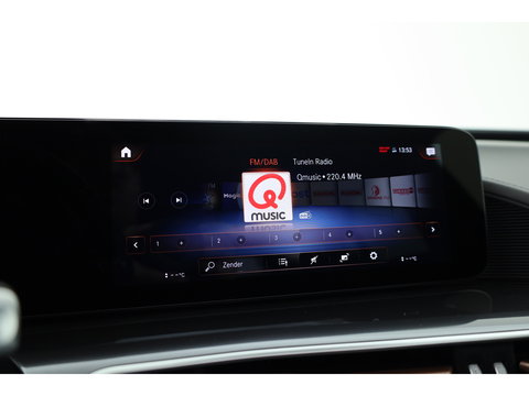 Mercedes-Benz EQC 400 4MATIC AMG Line Premium Plus 80 kWh | SOH 96% | S/K Dak (Pano ) | 360cam | Adapt. Cruise | Memory | Stoelverw. | Dodehoek | Matrix Led