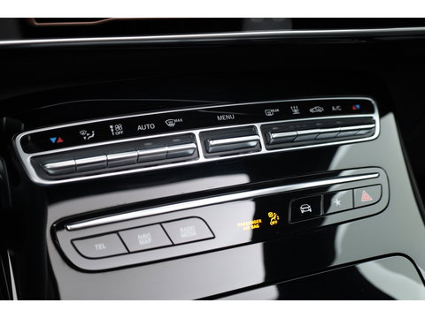Mercedes-Benz EQC 400 4MATIC AMG Line Premium Plus 80 kWh | SOH 96% | S/K Dak (Pano ) | 360cam | Adapt. Cruise | Memory | Stoelverw. | Dodehoek | Matrix Led