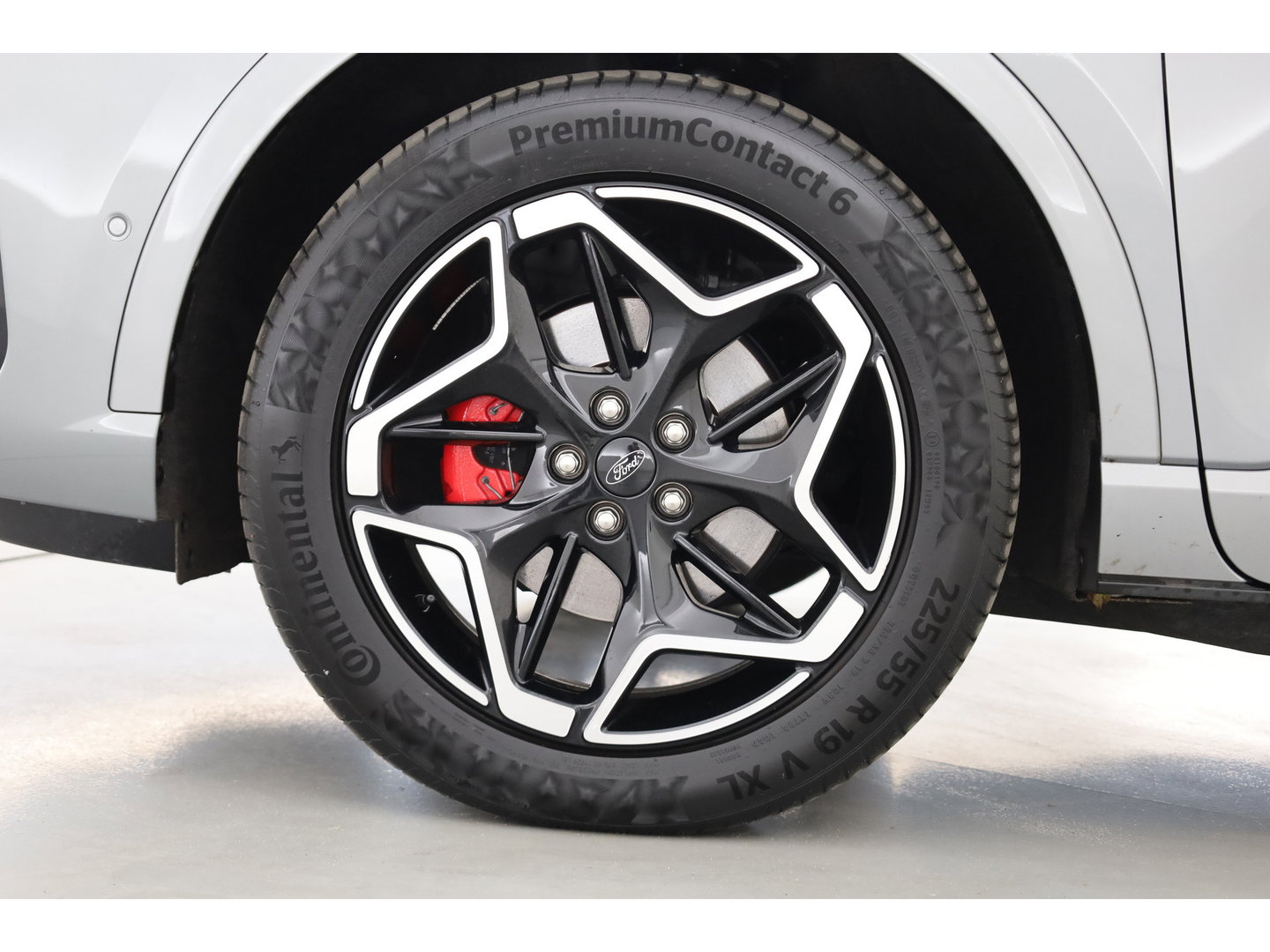 Ford Kuga 2.5 PHEV ST-Line X | Orgi. NL | Winter Pack | Adapt. Cruise | 360cam | Trekhaak 2.100 kg.| Dodehoekdet. | CarPlay + NAV