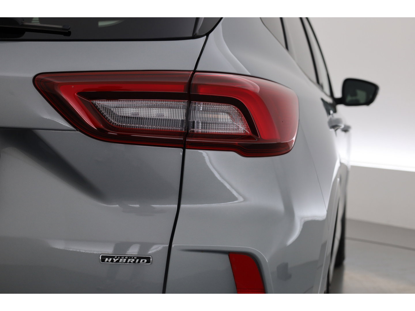 Ford Kuga 2.5 PHEV ST-Line X | Orgi. NL | Winter Pack | Adapt. Cruise | 360cam | Trekhaak 2.100 kg.| Dodehoekdet. | CarPlay + NAV