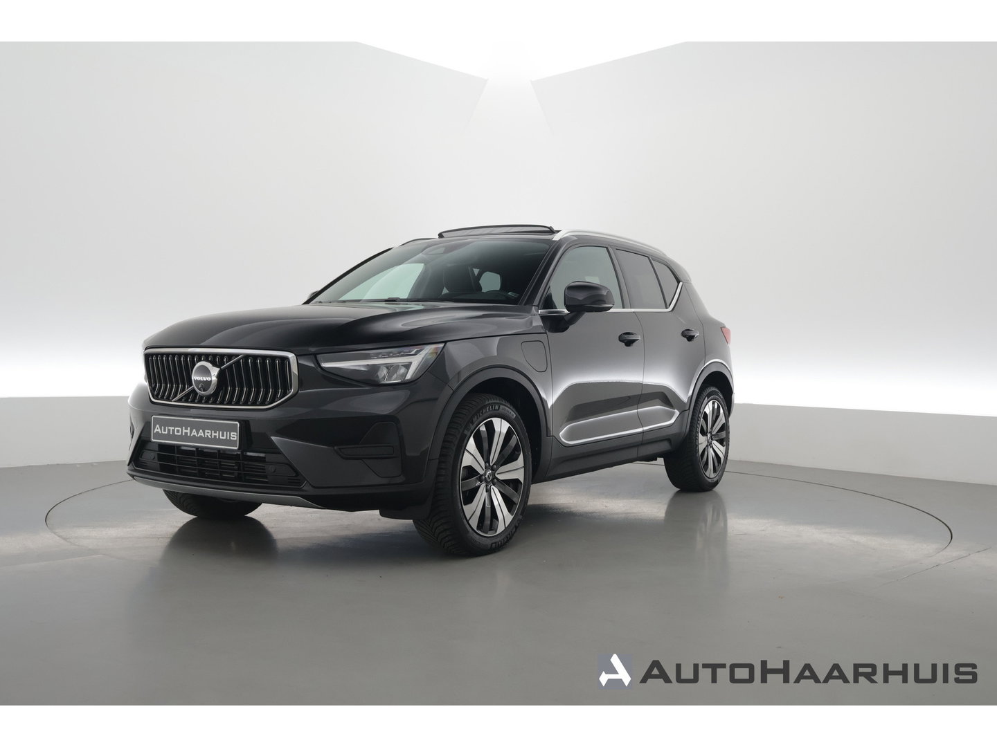 Volvo XC40 T4 Recharge Plus Bright | SOH 94%| Pano | Harman Kardon | 360cam | Elek. Stoelen | Adapt. Cruise | Memory | Navi |
