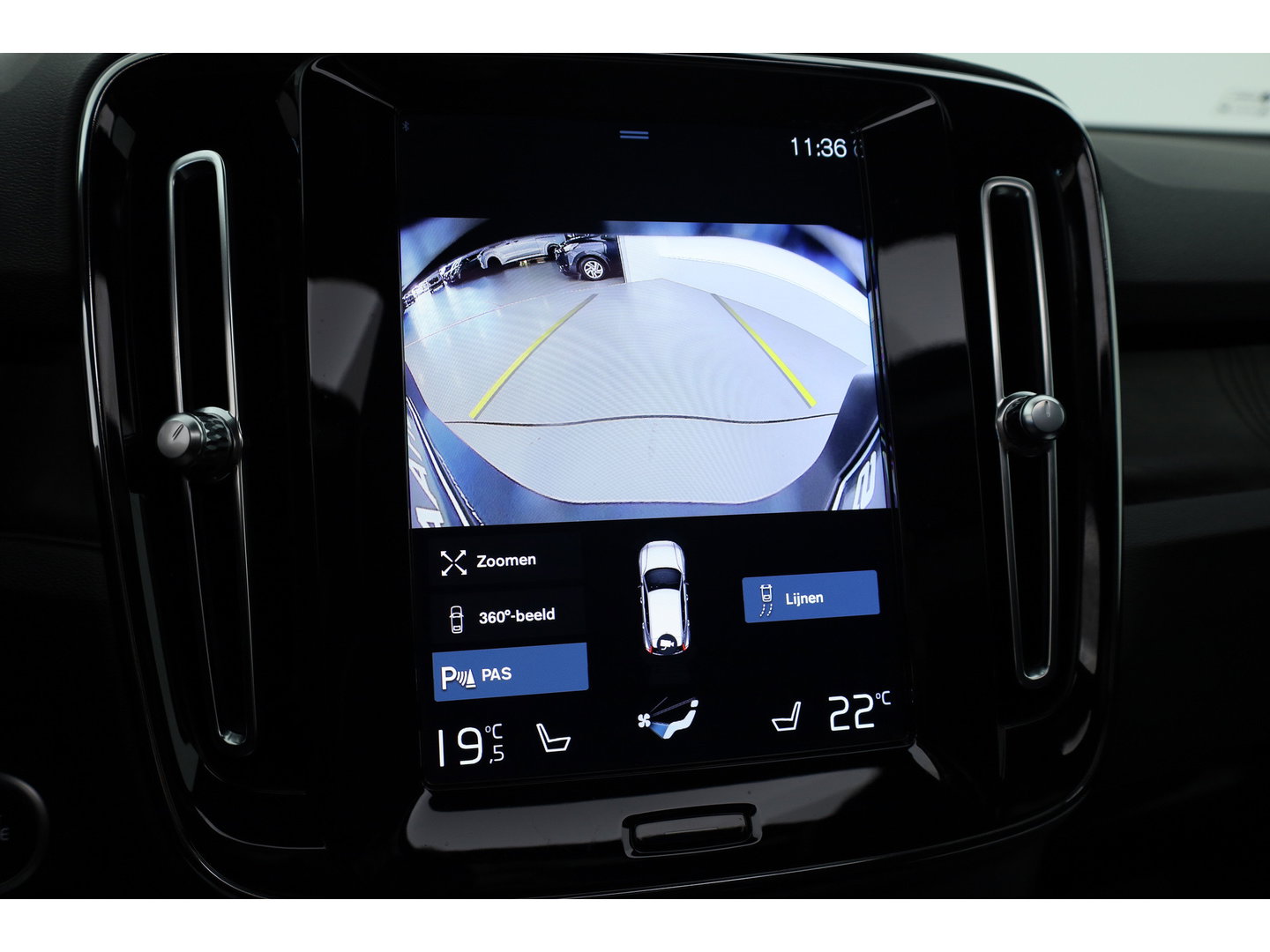 Volvo XC40 T4 Recharge Plus Bright | SOH 94%| Pano | Harman Kardon | 360cam | Elek. Stoelen | Adapt. Cruise | Memory | Navi |