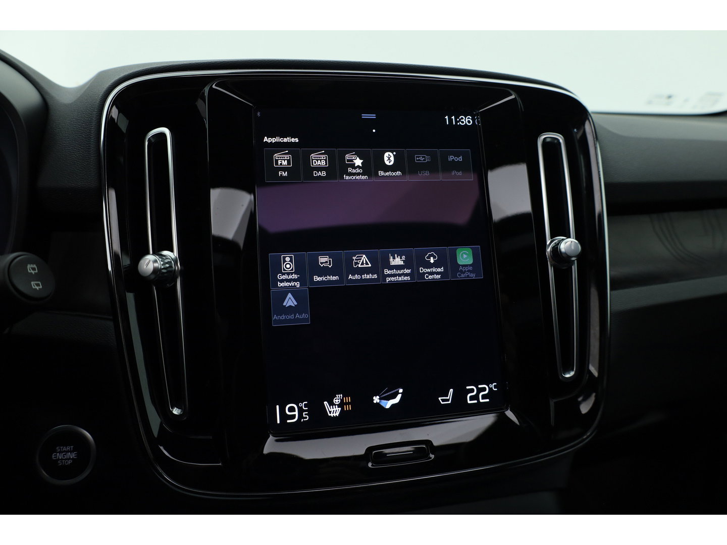 Volvo XC40 T4 Recharge Plus Bright | SOH 94%| Pano | Harman Kardon | 360cam | Elek. Stoelen | Adapt. Cruise | Memory | Navi |