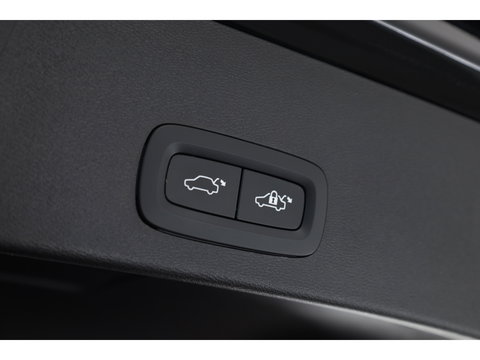 Volvo XC40 T4 Recharge Plus Bright | SOH 94%| Pano | Harman Kardon | 360cam | Elek. Stoelen | Adapt. Cruise | Memory | Navi |