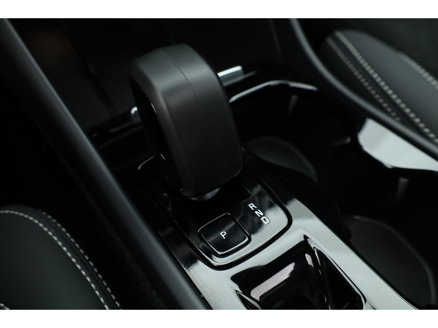 Volvo XC40 T4 Recharge Plus Bright | SOH 94%| Pano | Harman Kardon | 360cam | Elek. Stoelen | Adapt. Cruise | Memory | Navi |