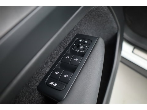 Volvo XC40 1.5 T4 Plug-in hybrid Plus Bright | SOH 97.4% | Cruise Contr. | Keyless | Camera | Apple CarPlay | Harman Kardon | Stoel-Stuurverw. | Memory R
