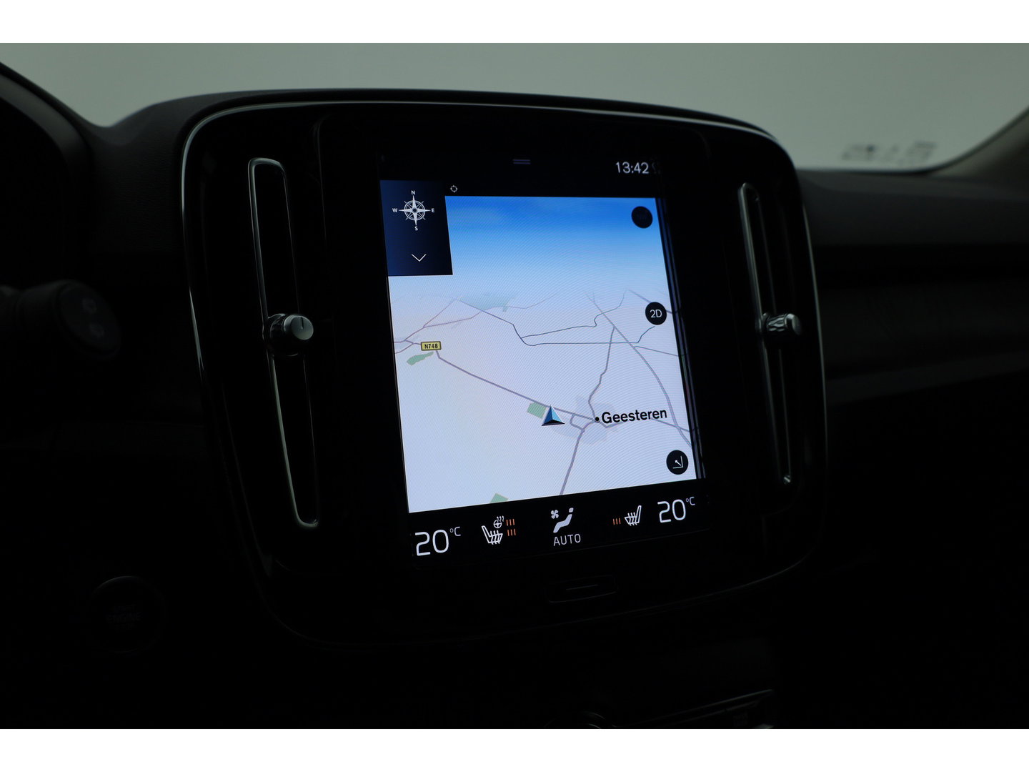 Volvo XC40 1.5 T4 Plug-in hybrid Plus Bright | SOH 97.4% | Cruise Contr. | Keyless | Camera | Apple CarPlay | Harman Kardon | Stoel-Stuurverw. | Memory R