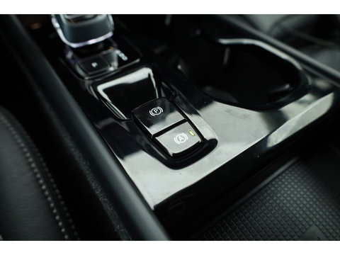Volvo XC40 1.5 T4 Plug-in hybrid Plus Bright | SOH 97.4% | Cruise Contr. | Keyless | Camera | Apple CarPlay | Harman Kardon | Stoel-Stuurverw. | Memory R