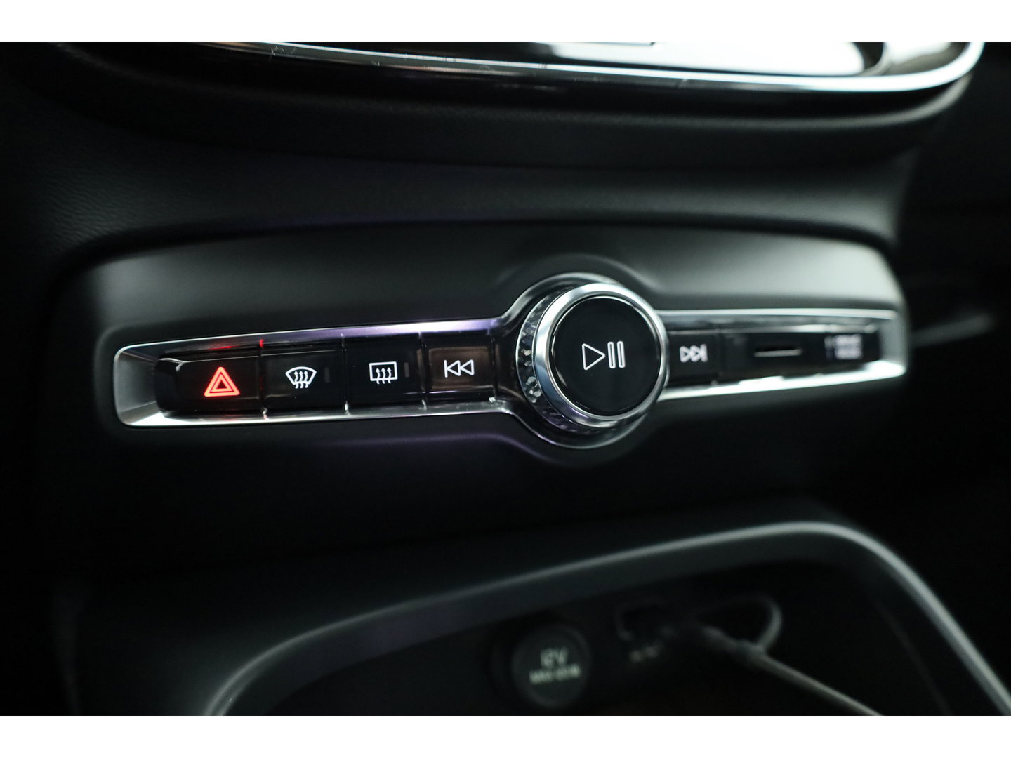 Volvo XC40 1.5 T4 Plug-in hybrid Plus Bright | SOH 97.4% | Cruise Contr. | Keyless | Camera | Apple CarPlay | Harman Kardon | Stoel-Stuurverw. | Memory R