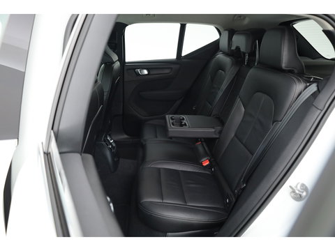 Volvo XC40 1.5 T4 Plug-in hybrid Plus Bright | SOH 97.4% | Cruise Contr. | Keyless | Camera | Apple CarPlay | Harman Kardon | Stoel-Stuurverw. | Memory R