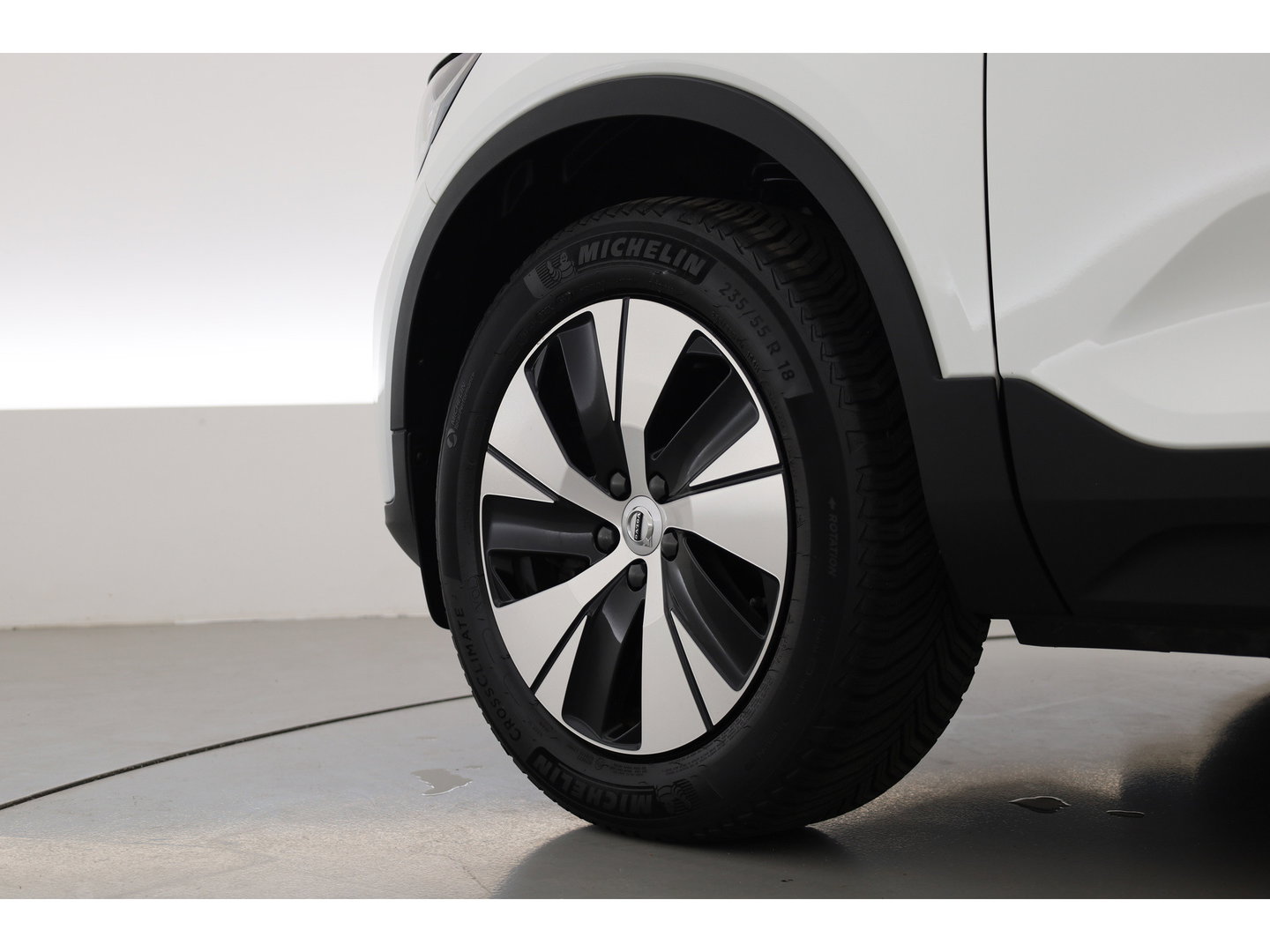 Volvo XC40 1.5 T4 Plug-in hybrid Plus Bright | SOH 97.4% | Cruise Contr. | Keyless | Camera | Apple CarPlay | Harman Kardon | Stoel-Stuurverw. | Memory R