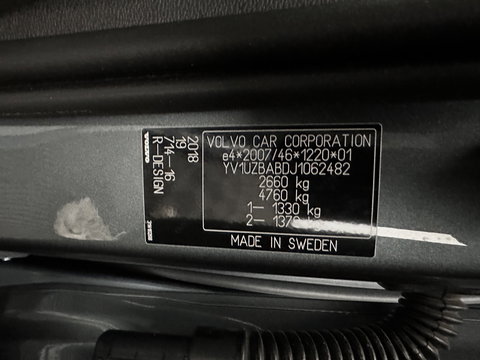 Volvo XC60 2.0 T8 R-Design Twin Engine AWD (Plug-In) (INCL-BTW) *PANO | LEATHER-MICROFIBRE | FULL-LED | KEYLESS | AIR-SUSPENSION | HEATED-SPORTSEATS | DIGI-COCKPIT | CAMERA | NAVI-FULLMAP | ECC | PDC | CRUISE | TOWBAR | 21''ALU*