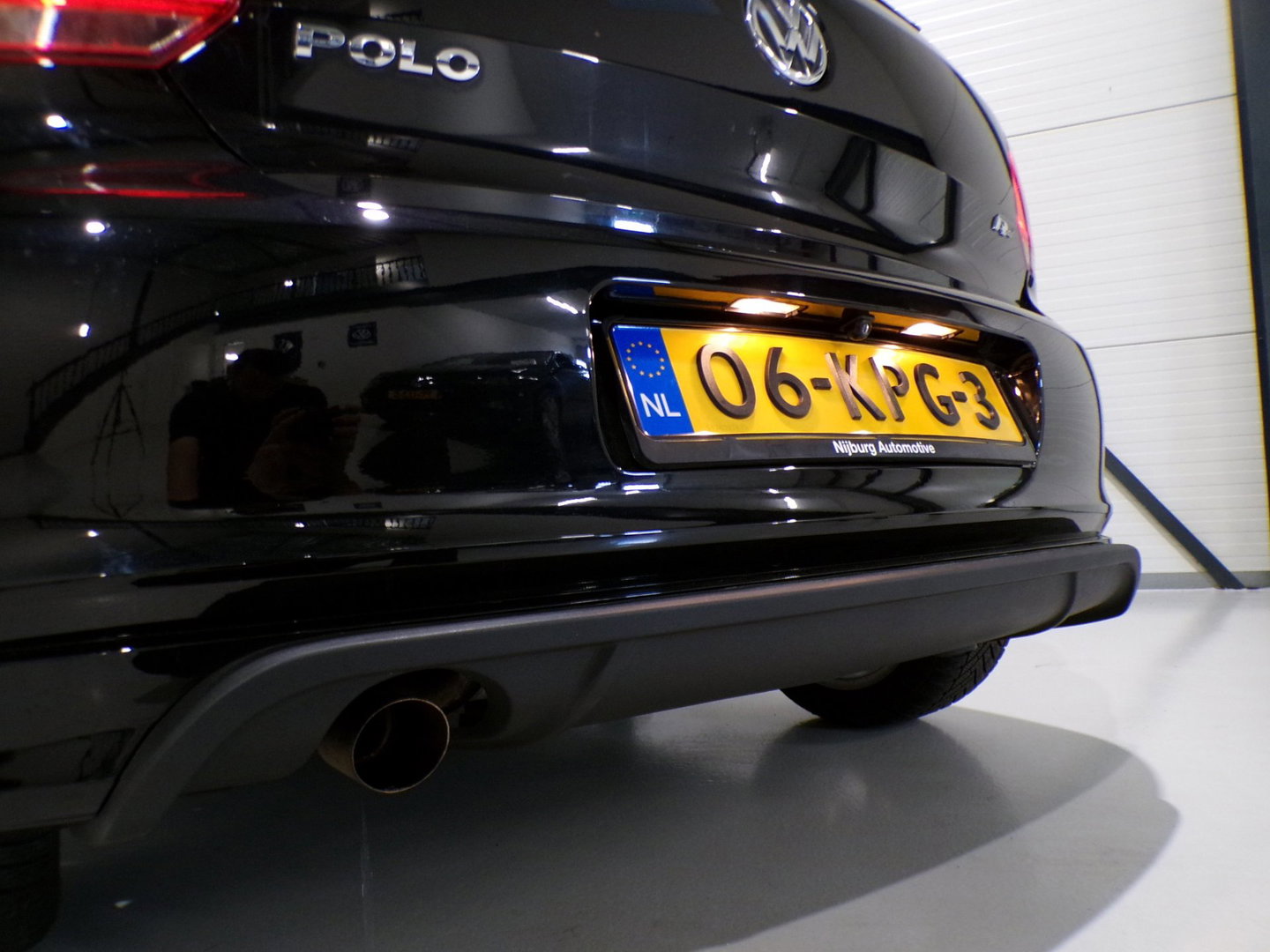 Volkswagen Polo 1.4-16V R-Line "Origineel NL!" Automaat! Apple-Carplay Camera Android-Auto Cruise-control 1e-eigenaar! Dealer-ond