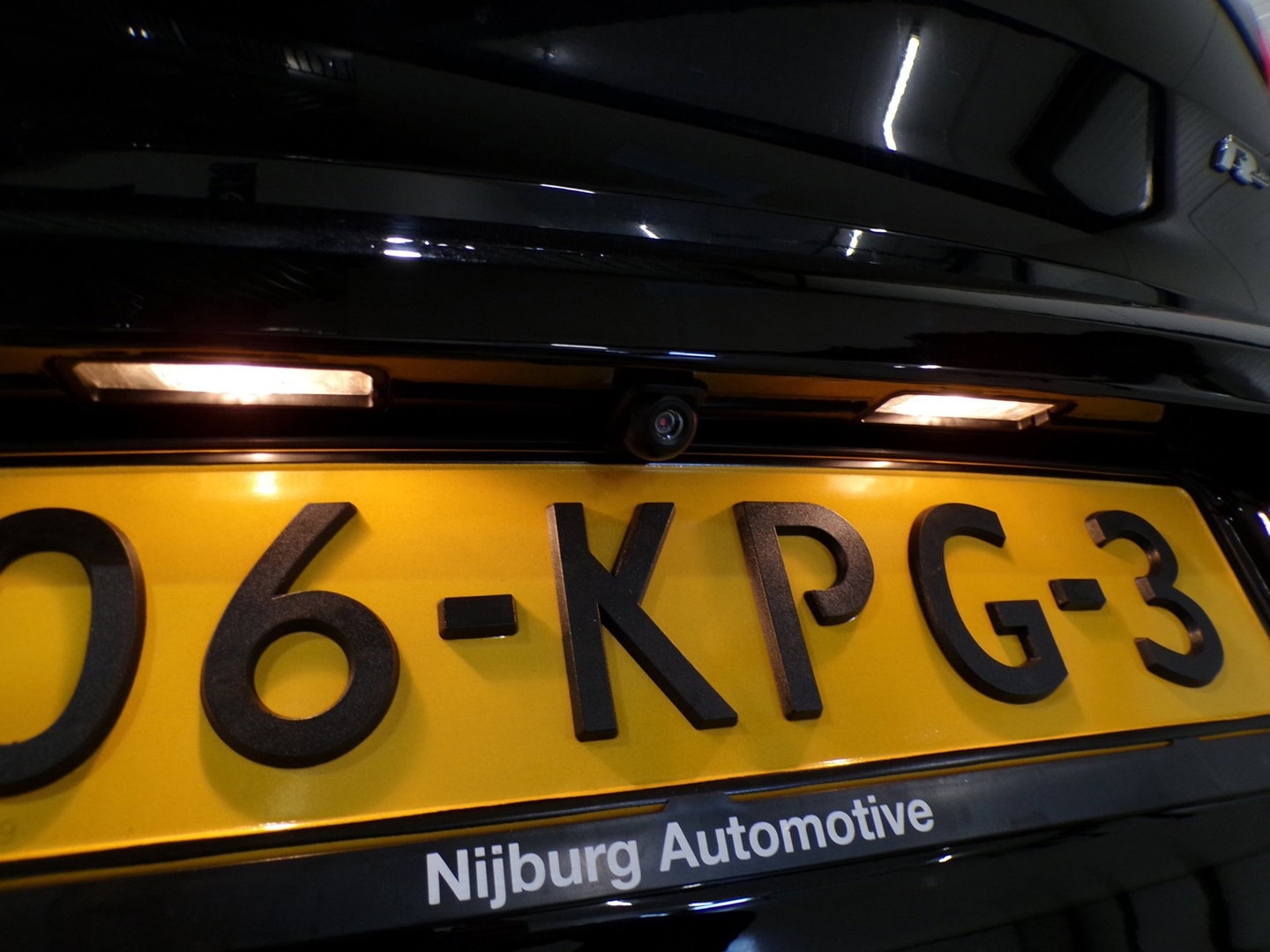 Volkswagen Polo 1.4-16V R-Line "Origineel NL!" Automaat! Apple-Carplay Camera Android-Auto Cruise-control 1e-eigenaar! Dealer-ond